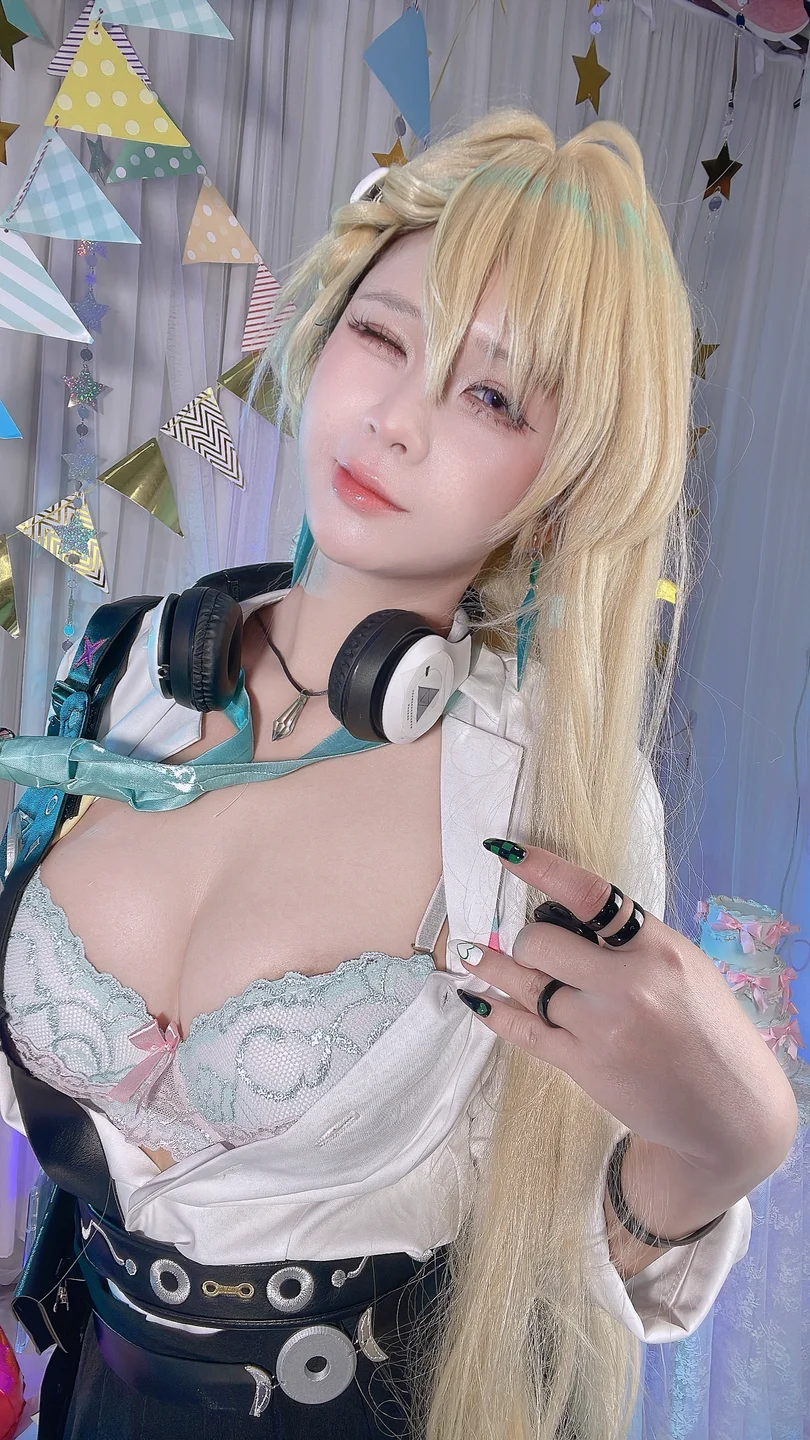 Pyon_Lay - No.036 Lynae - Wuthering Waves [98P,2V-1.74GB] tg@simisebaisi 【丝足阁】057.webp